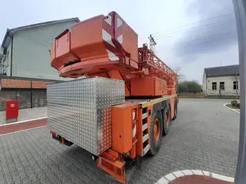 Auto dizalica sa korpom Liebherr • LTM 1045.1 • slika 4