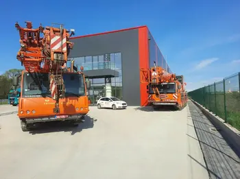 Auto dizalica sa korpom Liebherr • LTM 1045.1 • slika 11