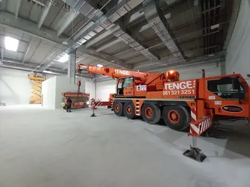 Auto dizalica sa korpom Liebherr • LTM 1060-2 • slika 6