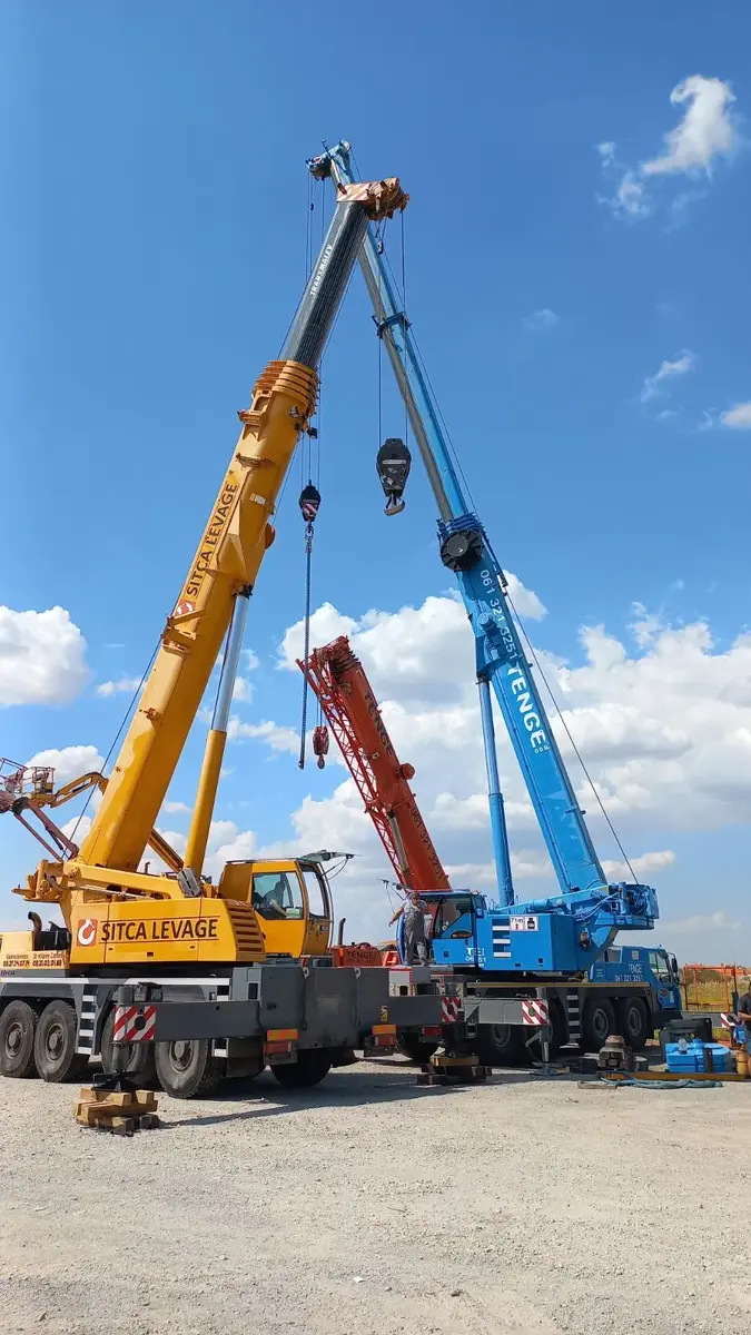 Auto dizalica sa korpom Liebherr • LTM 1100 • 4