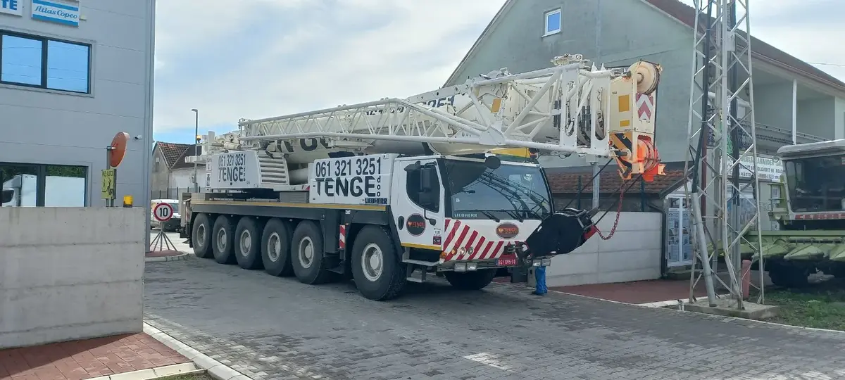 Auto dizalica sa korpom Liebherr • LTM 1150 • 6