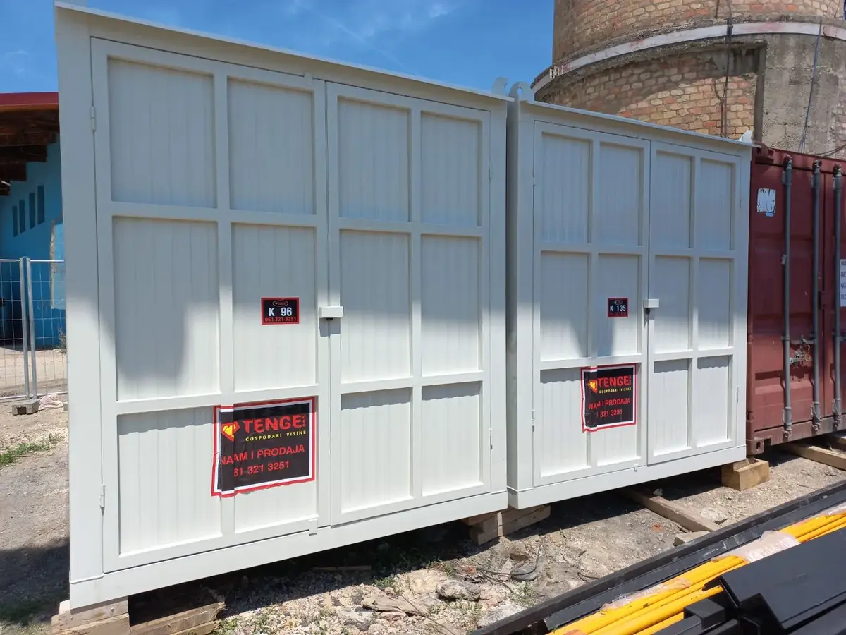 Stambeno-poslovni kontejner SKLADIŠNI KONTEJNER OD 6M • 1