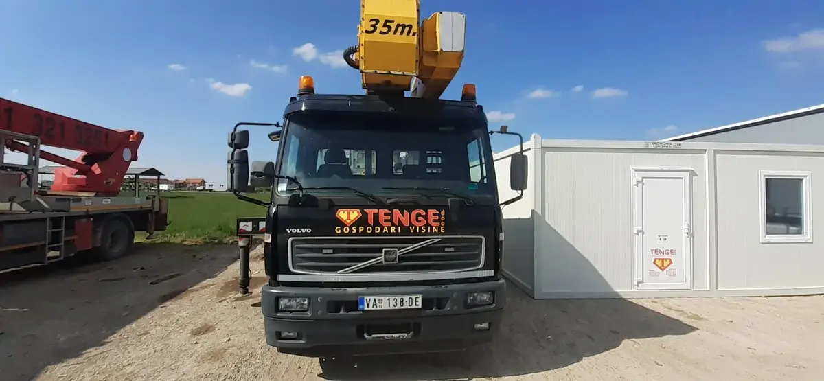 Auto dizalica sa korpom Volvo • MULTITEL J335 ALU • 5