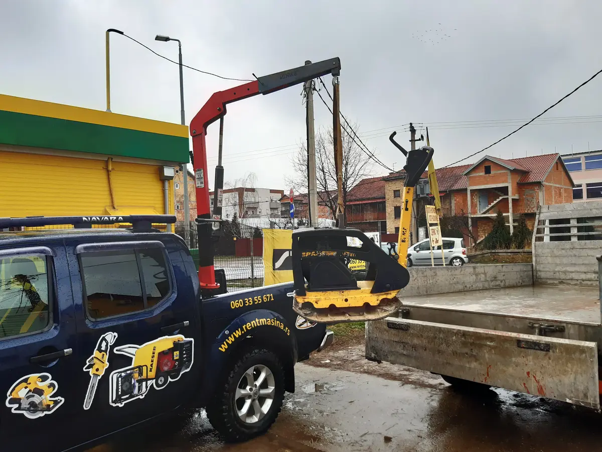 Vibro ploča Ammann • 250kg, godište 2022 • 1