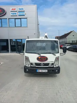 Auto dizalica sa korpom Nissan • Kamionska korpa MX 250 • slika 2