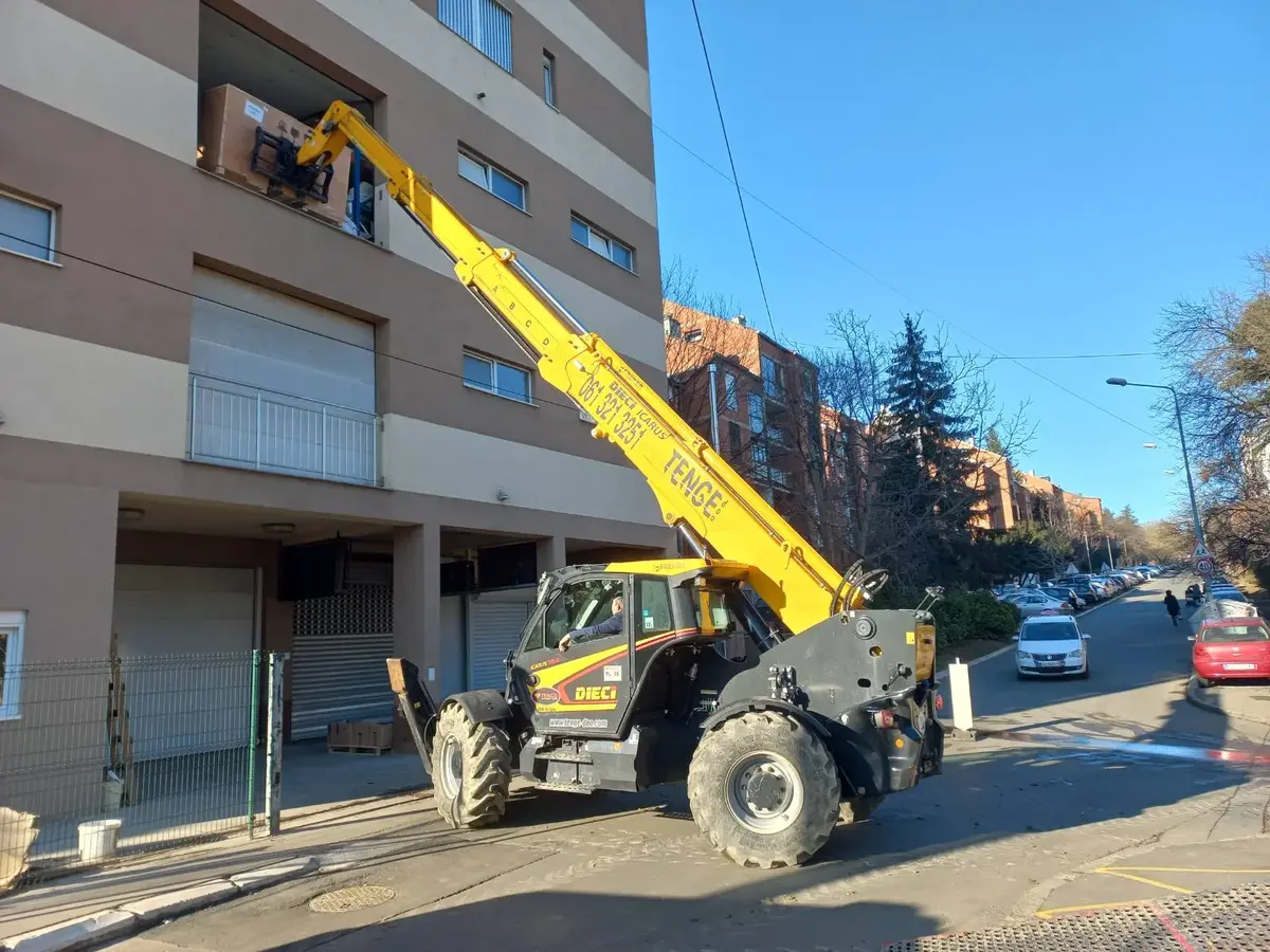 Teleskopski utovarivač / Telehendler Dieci • ICARUS 50.18 • 9