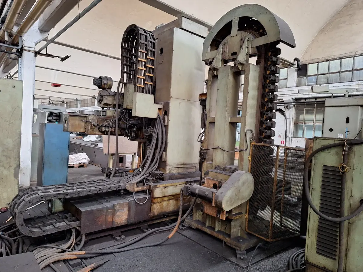 Glodalica Lenjingrad 2V623PMCNC, godište 1987 • 5