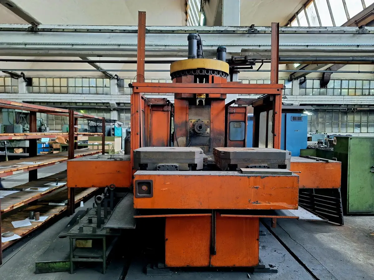 Glodalica Ivanovo IR 800CNC, godište 1986 • 3