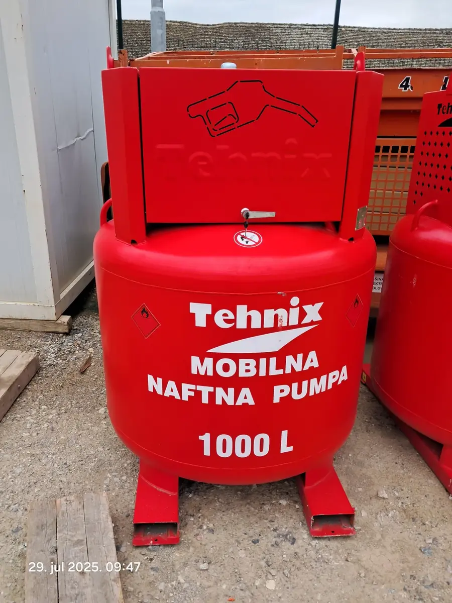 None CISTERNA ZA GORIVO SA PUMPOM • TEHNIX • 1000, godište 2025 • 3