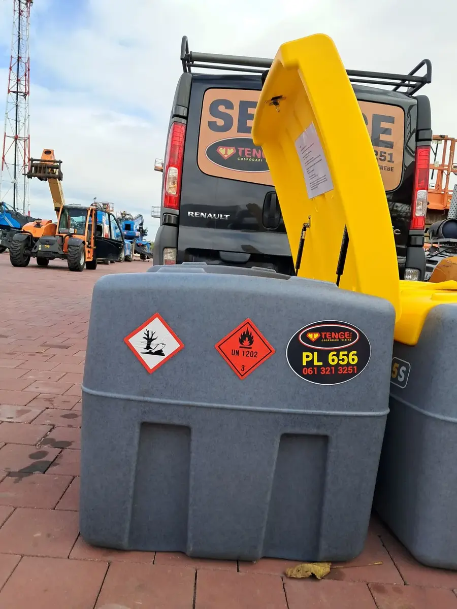 None CISTERNA ZA GORIVO SA PUMPOM • SWIMER • 400 • 1