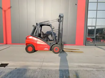 Viljuškari • Dizel viljuškar • Linde • H40D