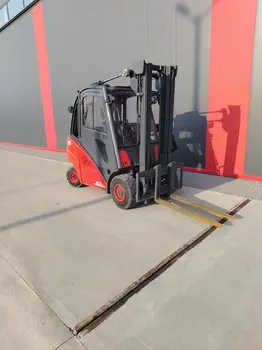 Dizel viljuškar Linde • H30D-02, godište 2016 • slika 4