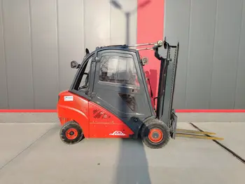 Dizel viljuškar Linde • H30D-02, godište 2016 • slika 5