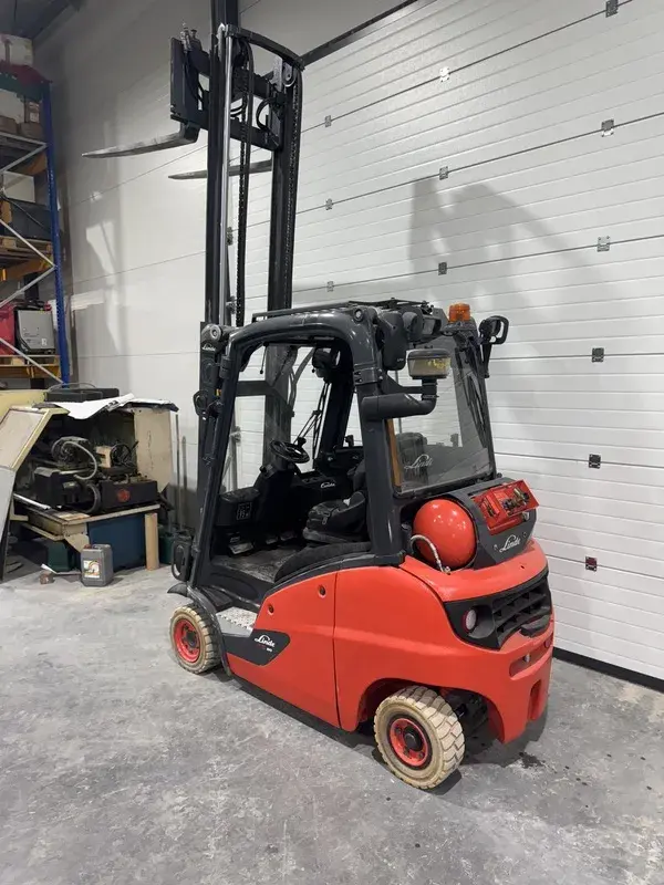 Gasni viljuškar Linde • Linde H16T-01, godište 2019 • 3