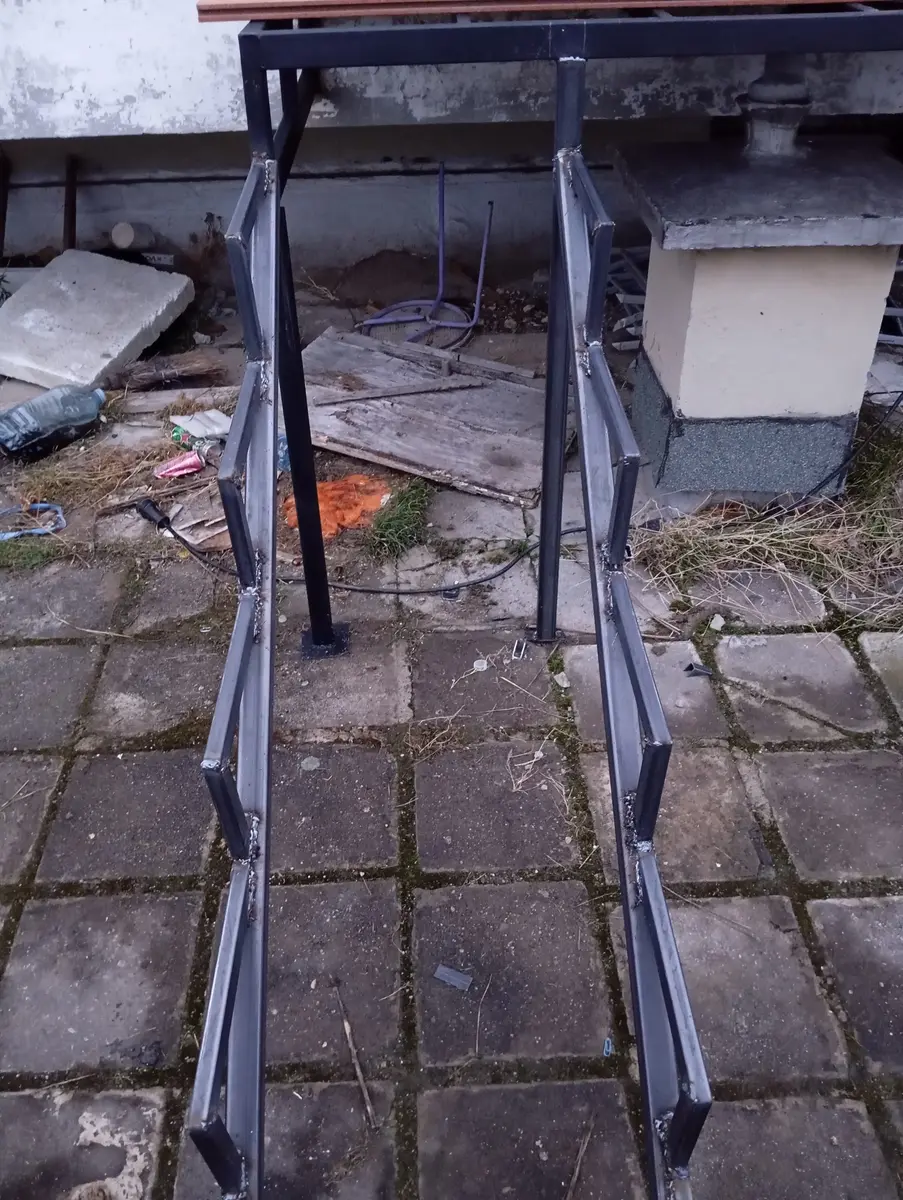 None Izrada deking povrsina • 4