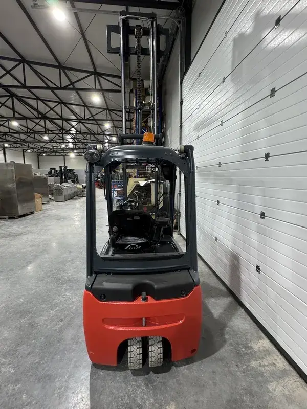 Električni viljuškar Linde • Linde E18L-01, godište 2011 • 4