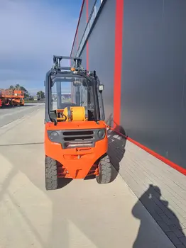 Viljuškari • Gasni viljuškar • Linde • H25T-01