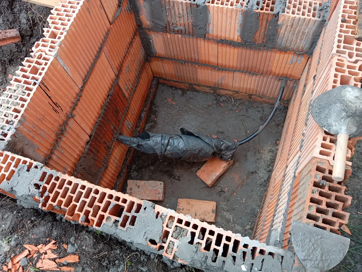 None Izgradnja šahti • 5