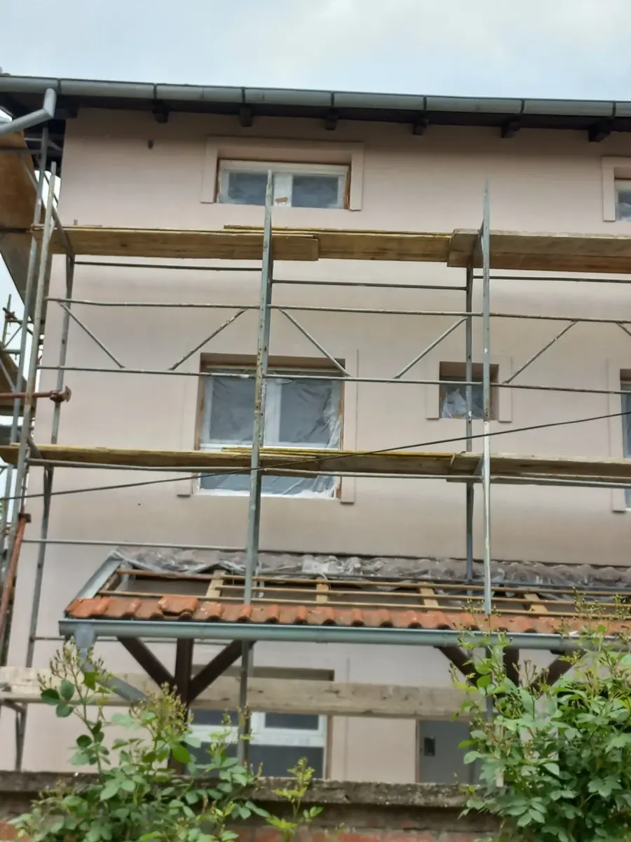 None Postavljanje demit fasade • 6