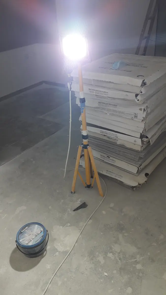 None Krečenje u belo ili u selektiranoj boji • 8