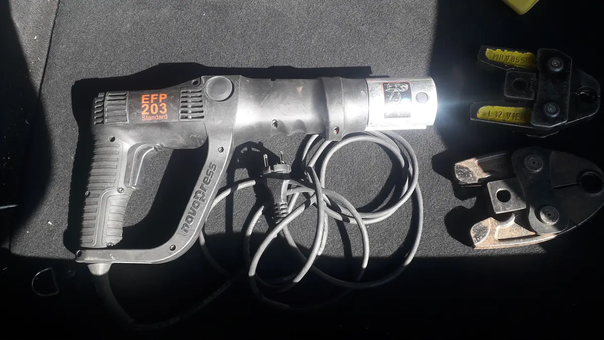 None Izvođenje sistema grejanja • 14