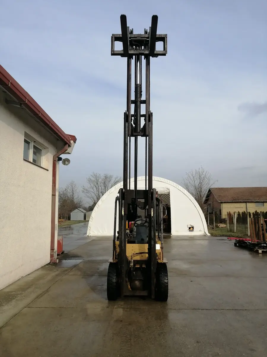 Gasni viljuškar CAT (Caterpillar) • V 50 D, godište 1991 • 2