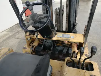 Gasni viljuškar CAT (Caterpillar) • V 50 D, godište 1991 • slika 3