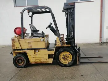 Viljuškari • Gasni viljuškar • CAT (Caterpillar) • V 50 D