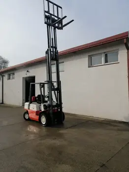 Gasni viljuškar Nissan • UJ02A25U, godište 1998 • slika 6