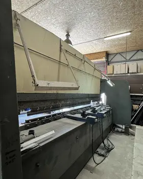 Ostale industrijske mašine • None • PROMECAM RG206 •  RG206