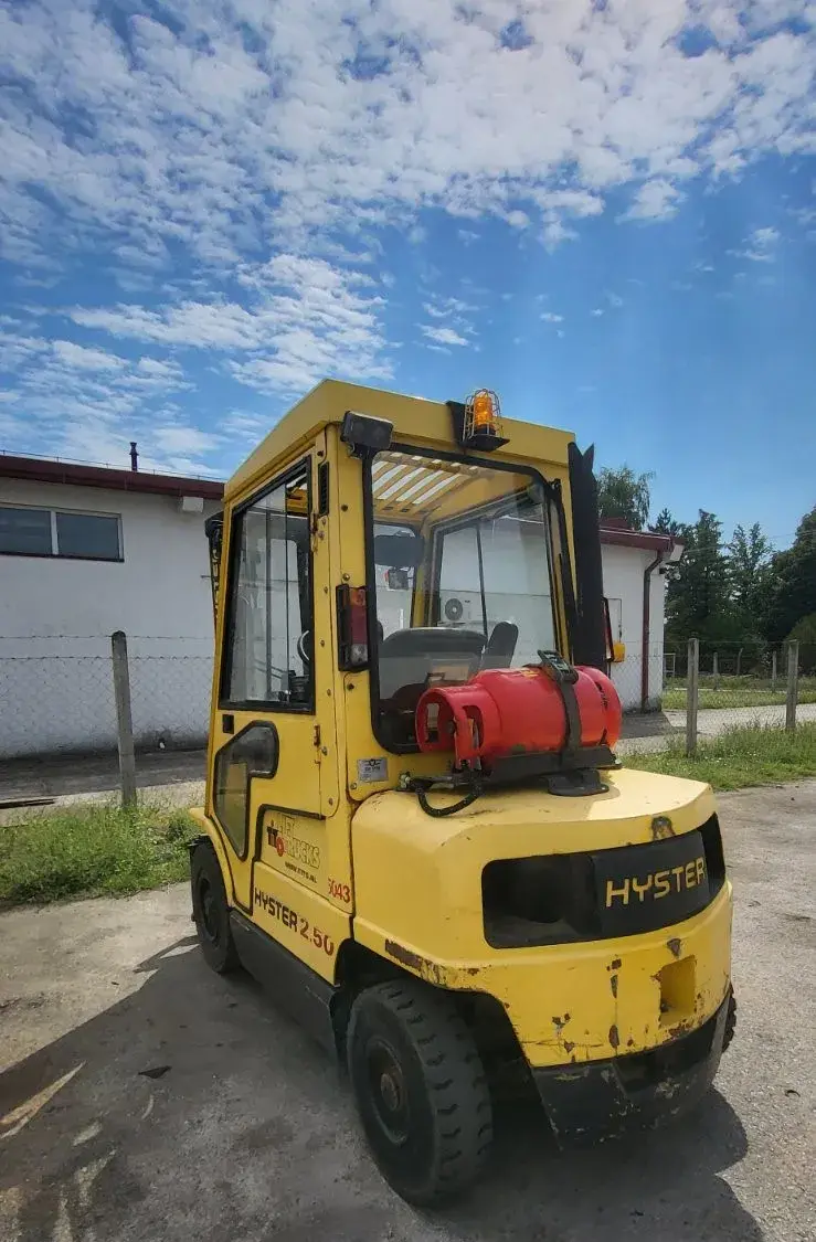 Gasni viljuškar Hyster • H250XM, godište 2002 • 3