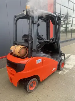 Gasni viljuškar Linde • H20T-01, godište 2012 • slika 5