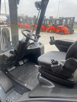 Gasni viljuškar Linde • H30T, godište 2008 • slika 3