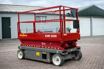 Dizalice i kranovi • Makazasta platforma • Skyjack SJ III 3220