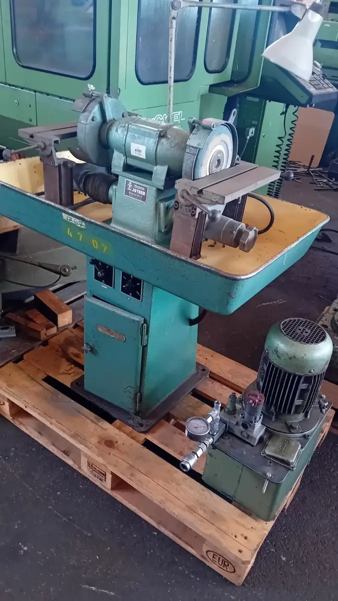 None Tocilo sa klupom  • Jutger Solid • D20N., godište 1963 • 6