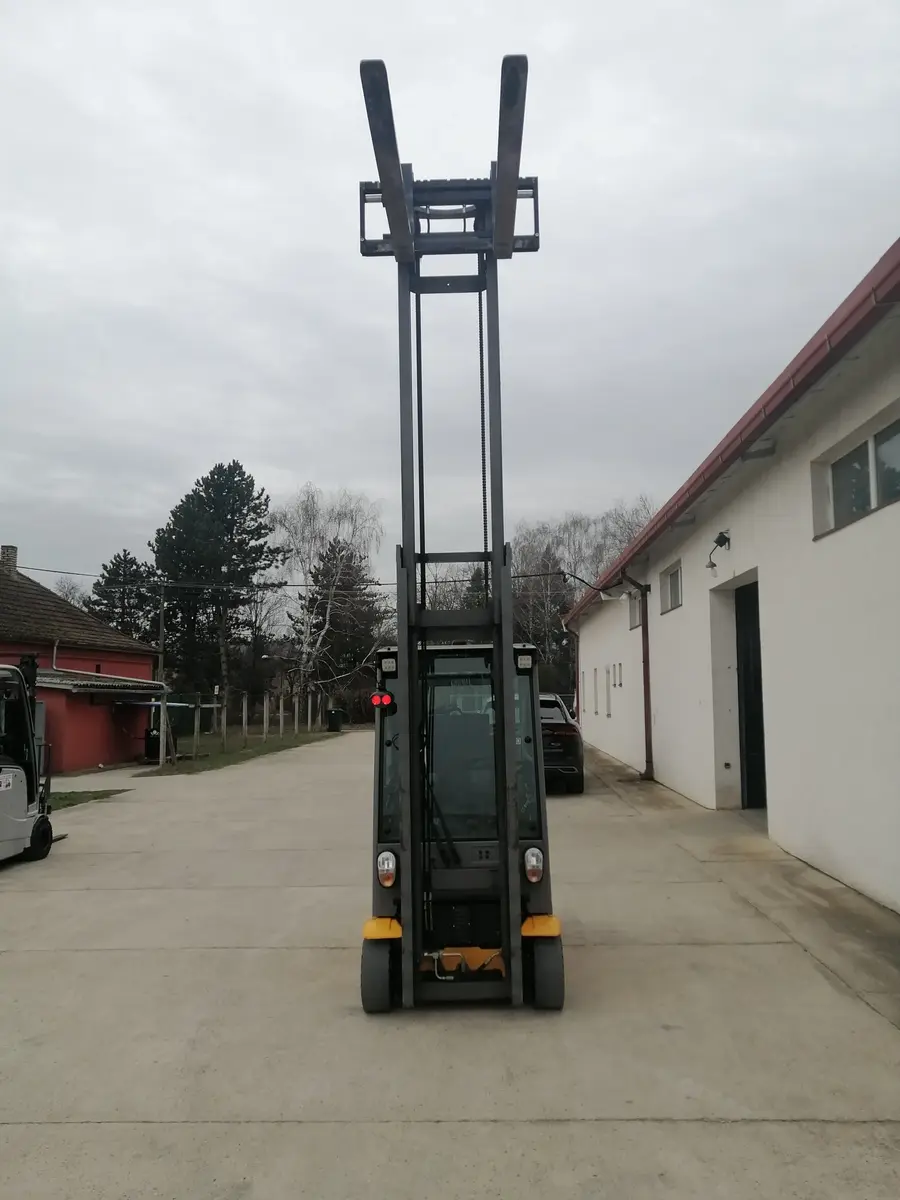 Električni viljuškar Jungheinrich • EFG 316, godište 2021 • 7