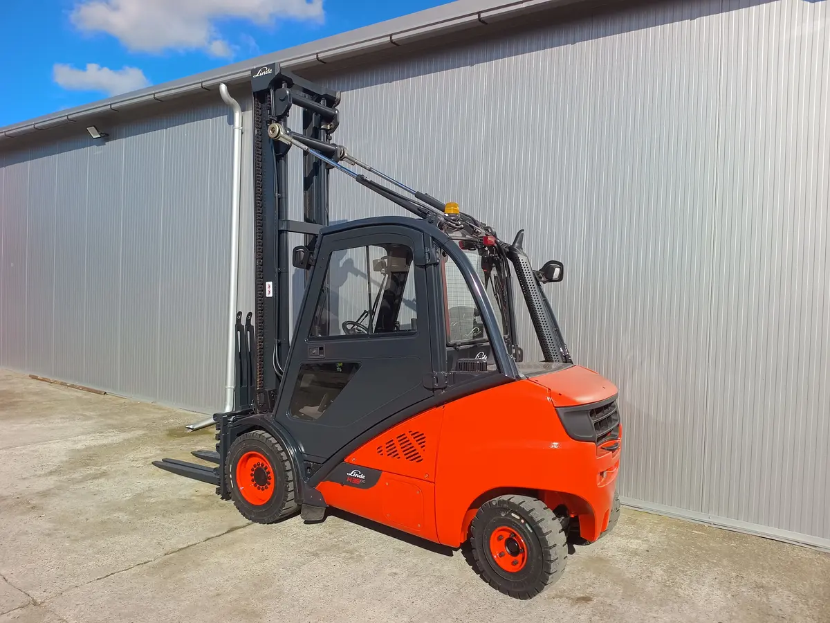 Dizel viljuškar Linde • H35D, godište 2017 • 3