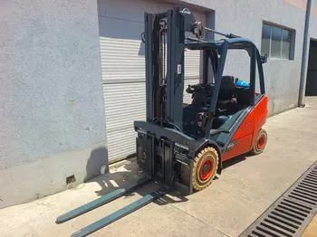 Gasni viljuškar Linde • H30T, godište 2019 • slika 2