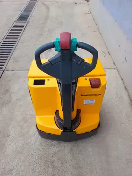 Električni viljuškar Jungheinrich • EJE 118, godište 2017 • slika 4