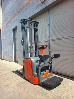 Električni viljuškar Linde • L14, godište 2008 • slika 5