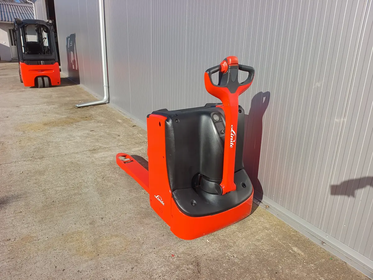 Električni viljuškar Linde • T16, godište 2014 • 4