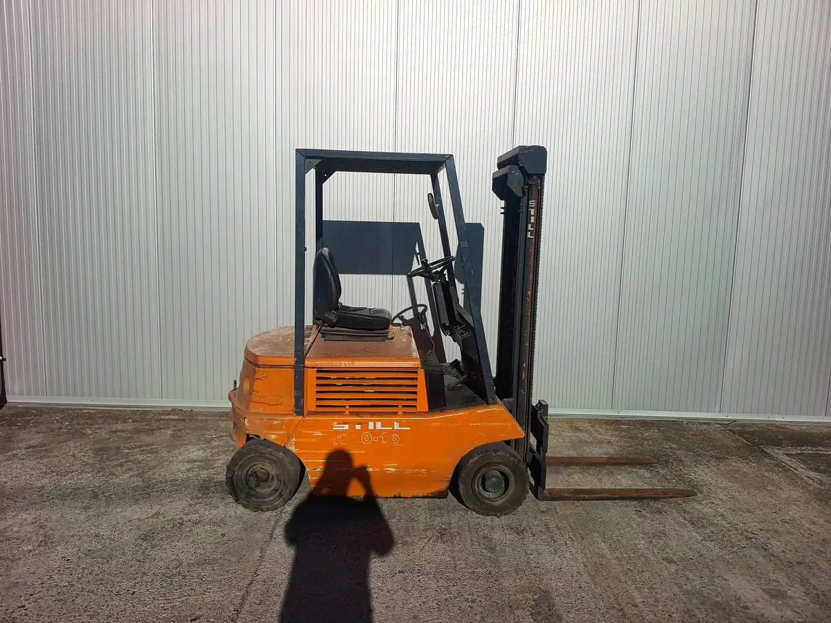 Dizel viljuškar Still • R20-16 • 1