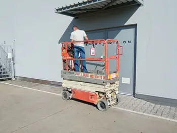 Dizalice i kranovi • Makazasta platforma • JLG • 1930