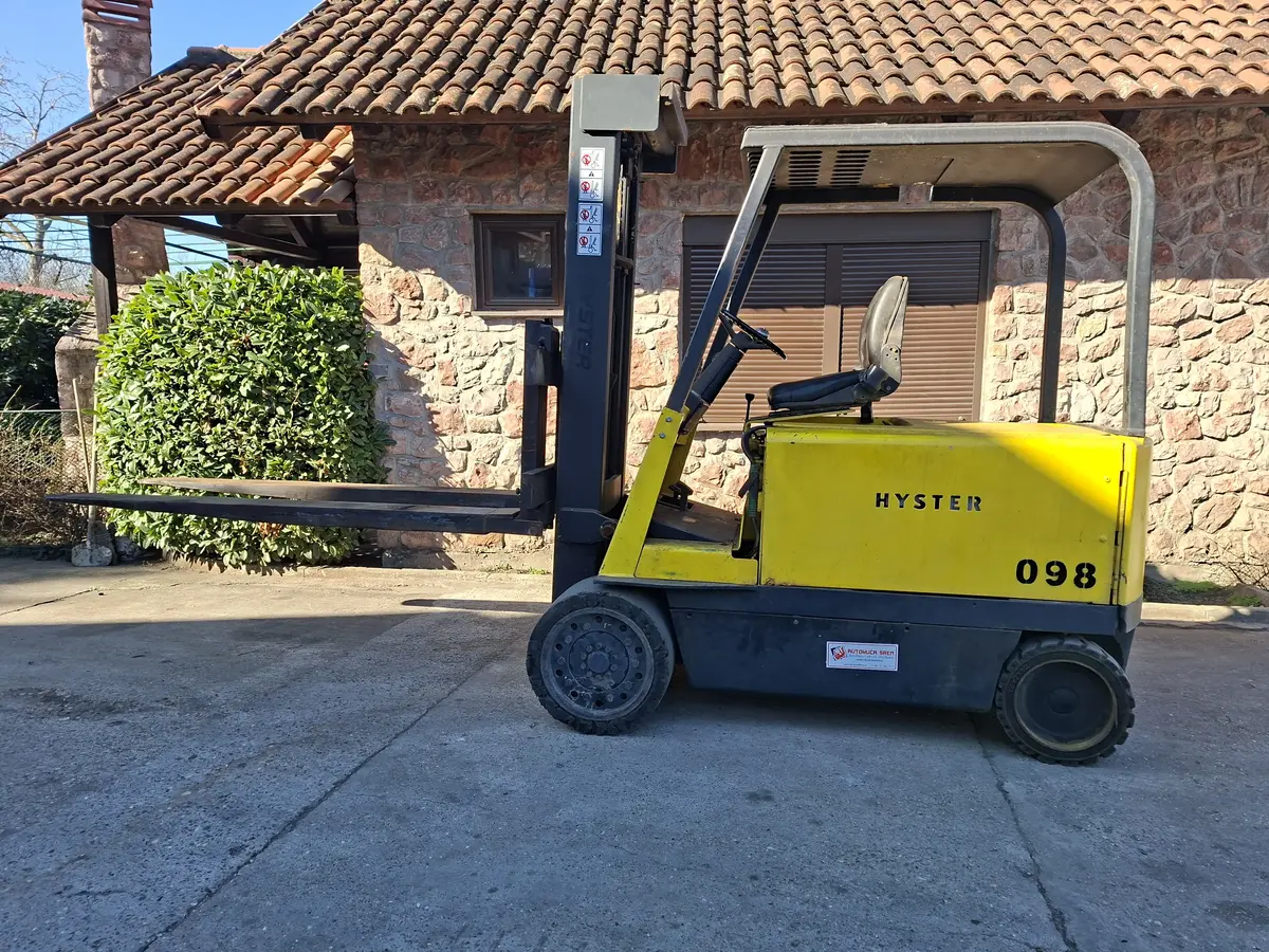 Električni viljuškar elektro, godište 1982 • 5