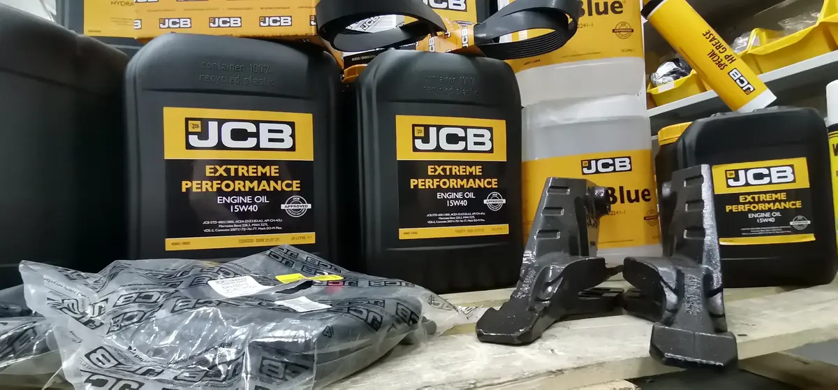 None JCB • ORIGINAL DELOVI, godište 2026 • 4