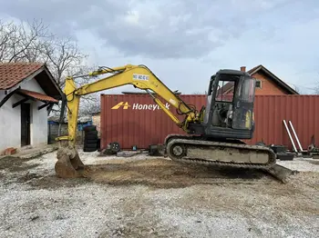 Srednji bager Yanmar • Vio 70, godište 1999 • slika 6