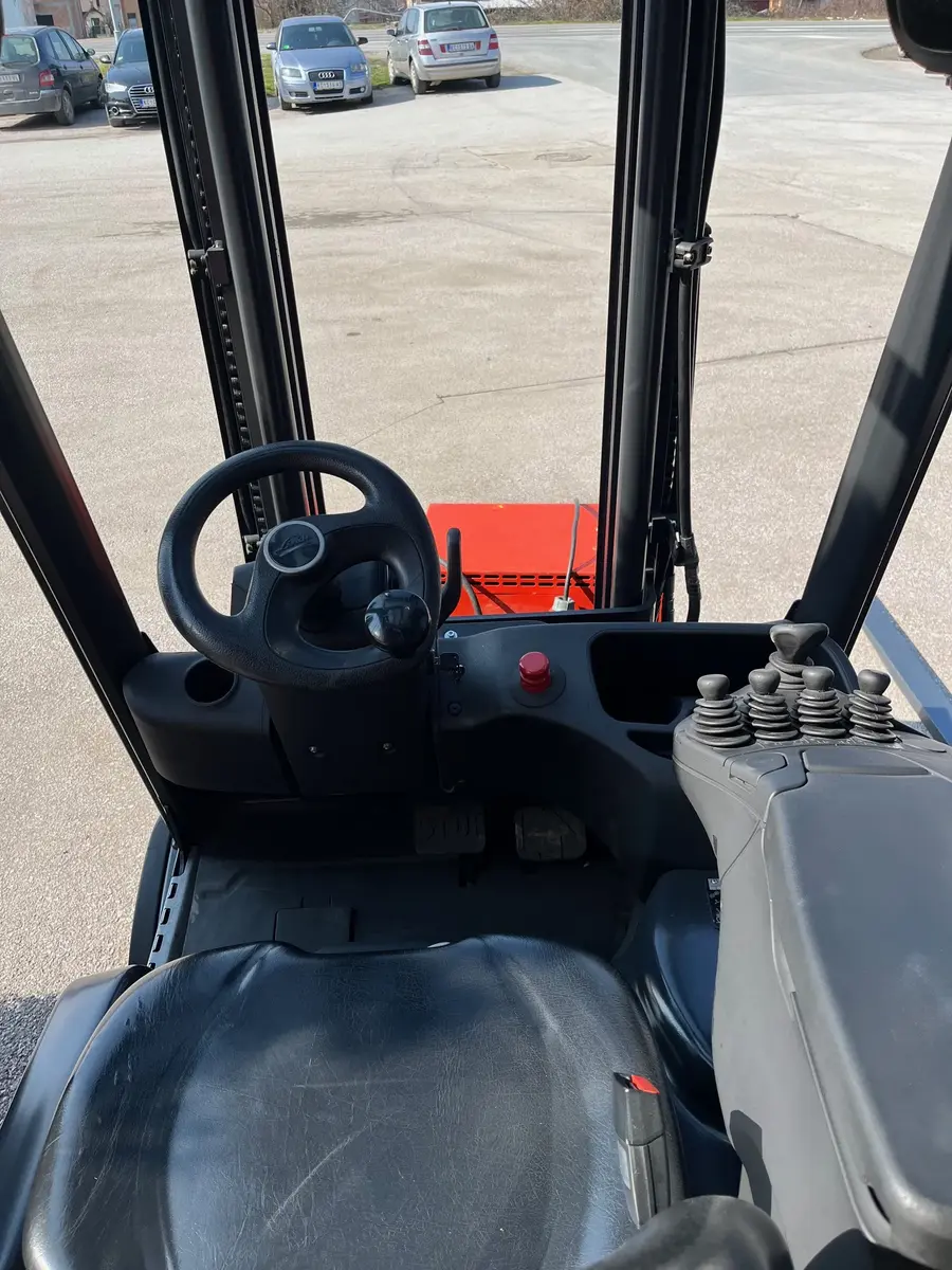 Električni viljuškar Linde • E18 Evo, godište 2017 • 13