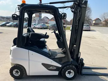 Gasni viljuškar Linde • H18T, godište 2021 • slika 6