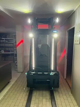 Gasni viljuškar Linde • H18T, godište 2021 • slika 15