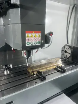 Obrada metala • Glodalica • Haas • VF4SS